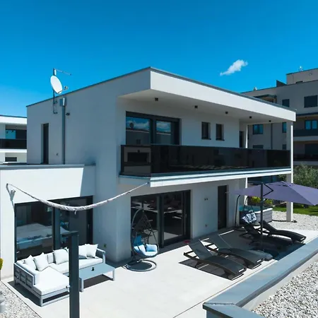 Vila Simba Tar-Vabriga